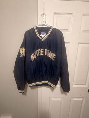 Vintage Reebok Notre Dame Fighting Irish V-Neck Pullover Jacket Size M